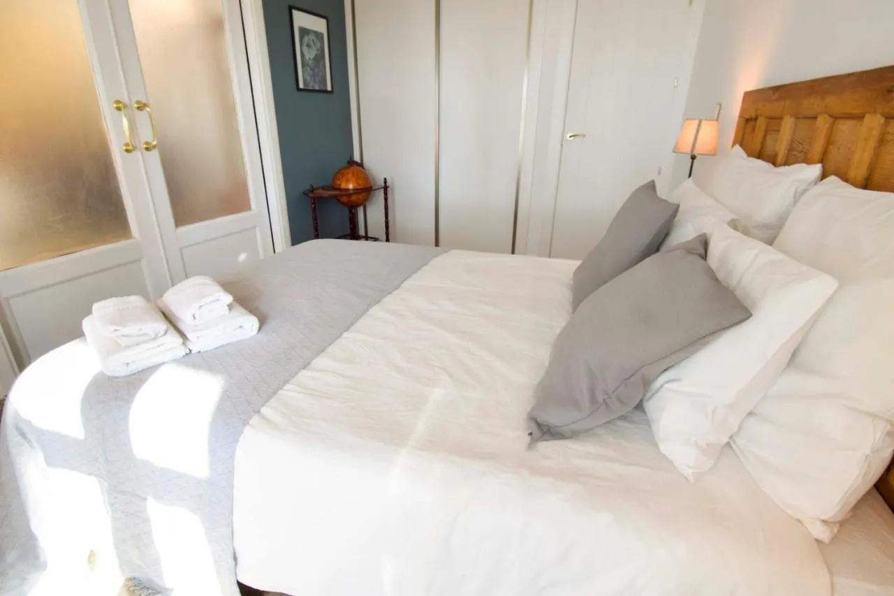 P&P Apartamentos Paseo Maritimo Pablo Ruiz Picasso Málaga Daire